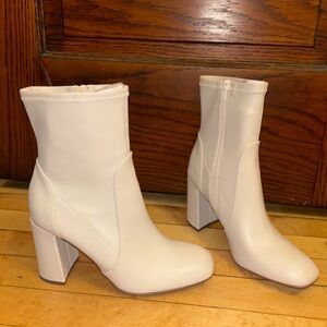 A New Day Womens Penelope Boots - Off White Size 8, Brand New (still in box)